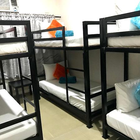 Halfway House Hostel Mactan Cebu Airport Μακτάν Εξωτερικό φωτογραφία