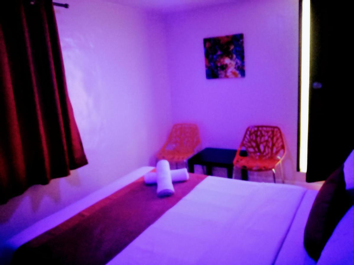 Halfway House Hostel Mactan Cebu Airport Μακτάν Εξωτερικό φωτογραφία
