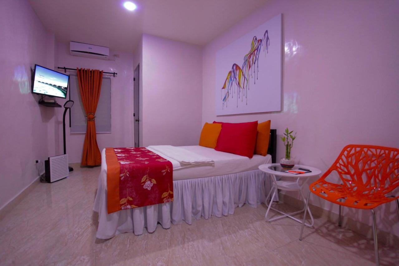 Halfway House Hostel Mactan Cebu Airport Μακτάν Εξωτερικό φωτογραφία