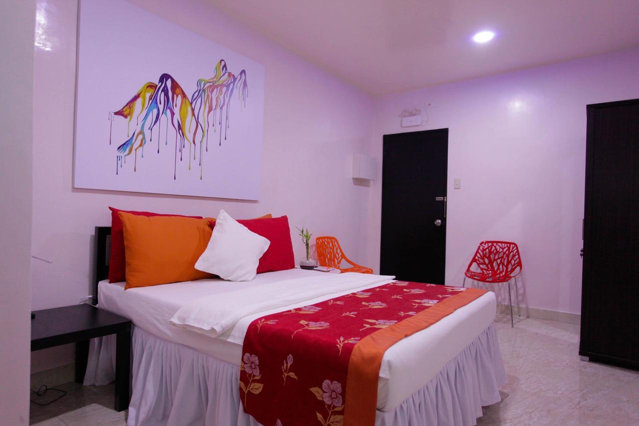 Halfway House Hostel Mactan Cebu Airport Μακτάν Εξωτερικό φωτογραφία