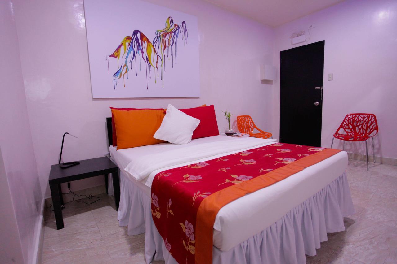 Halfway House Hostel Mactan Cebu Airport Μακτάν Εξωτερικό φωτογραφία
