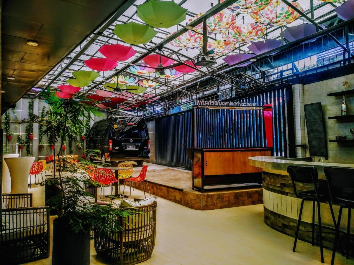 Halfway House Hostel Mactan Cebu Airport Μακτάν Εξωτερικό φωτογραφία
